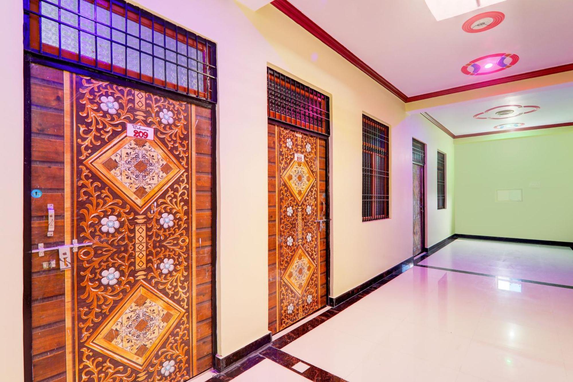Hotel O Mandakini Galaxy Hotel كانبور المظهر الخارجي الصورة